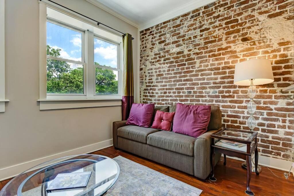 Loft Steps From City Hall And River Streets Savannah Eksteriør billede